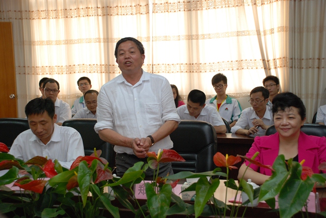 ���^�г�ꖌ�(sh��)�(y��n)�W(xu��)У���A��W(xu��)��(y��u)�|(zh��)��Դ���ؽ��ƃxʽ