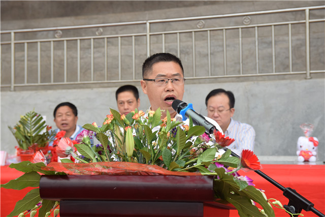 ����ҫ�A������(chu��ng)���ږ|ɽ����ӛ��ꖌ�(sh��)�(y��n)�W(xu��)У���в��＾��\(y��n)��(d��ng)��